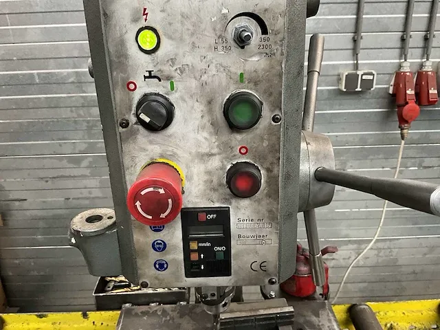 Huvema hu 32 tk vario kolomboormachine - afbeelding 3 van  17
