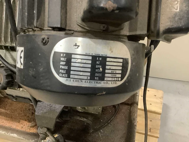 Huvema hu-712bs lintzaagmachine - afbeelding 7 van  8