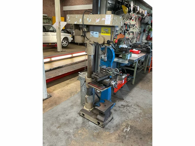 Huvema hu25 profi kolomboormachine met kruistafel - afbeelding 2 van  7