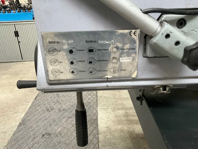 Huvema hu285acv-4 bandzaagmachine - afbeelding 11 van  13