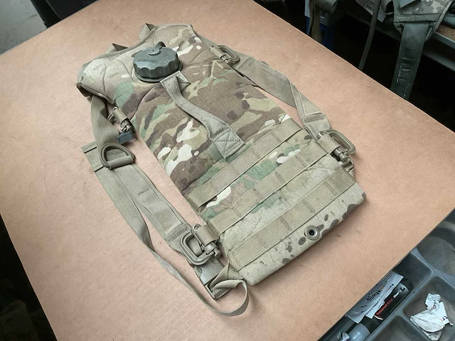 Hydration carrier - afbeelding 1 van  3