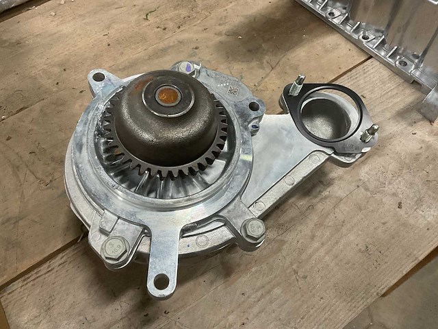 Hydraulic pump - afbeelding 1 van  5