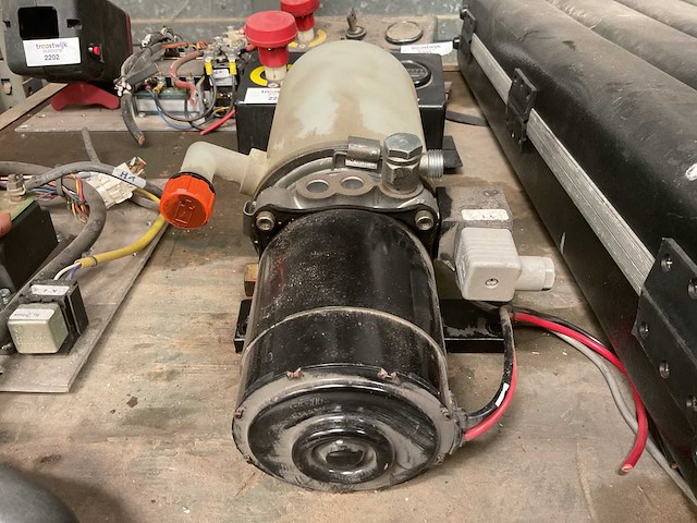 Hydraulic unit - afbeelding 2 van  3