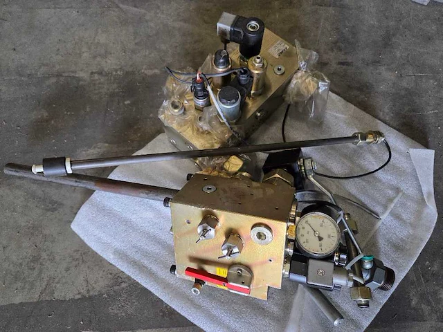 Hydrauliek blokken - afbeelding 7 van  7
