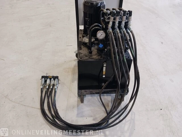 Hydrauliek-niveleerapparaat - afbeelding 3 van  17