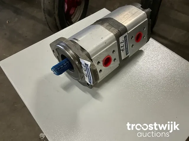 Hydrauliek pomp - afbeelding 2 van  6