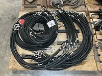 Hydrauliek slang (67x) - afbeelding 1 van  4