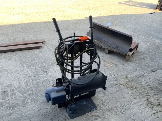 Hydrauliekpomp 12volt - afbeelding 3 van  9