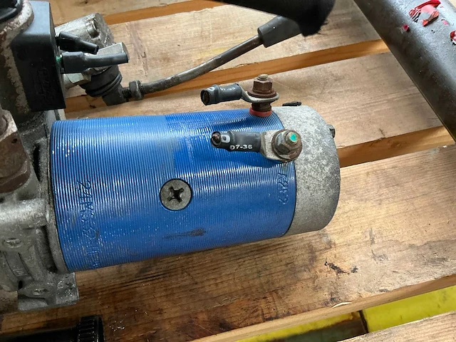 Hydrauliekpomp unit - afbeelding 5 van  6