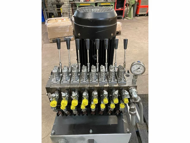 Hydraulisch aggregaat 15 kw - 2014 - afbeelding 7 van  12