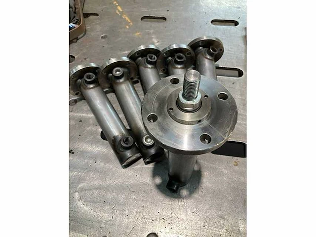 Hydraulisch aggregaat 15 kw - 2014 - afbeelding 12 van  12