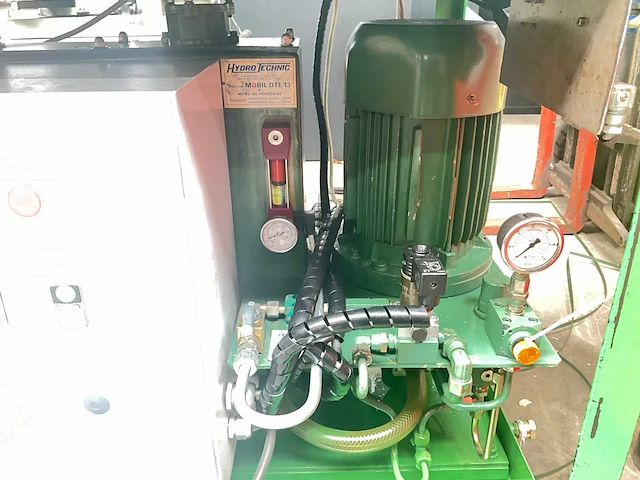 Hydraulisch aggregaat met testopstelling - afbeelding 7 van  7