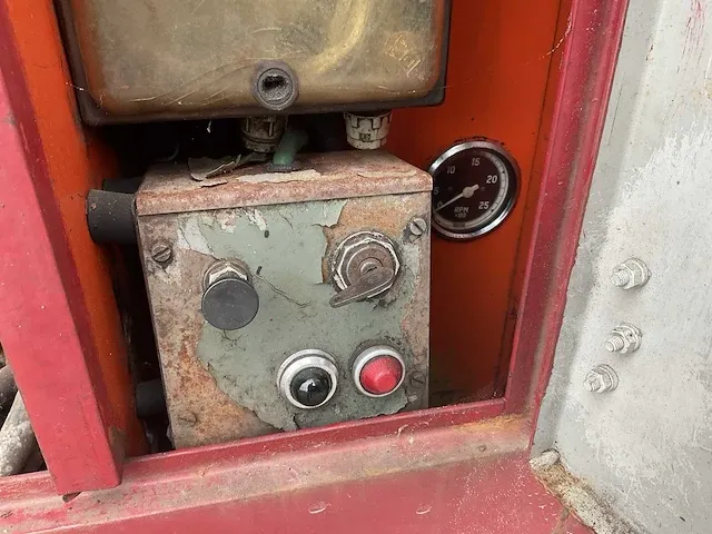 Hydraulisch aggregaat met trilblok - afbeelding 7 van  30