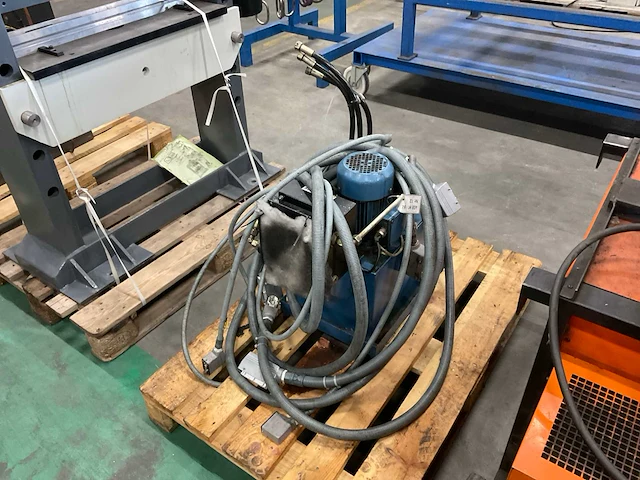 Hydraulisch aggregaat - afbeelding 4 van  10
