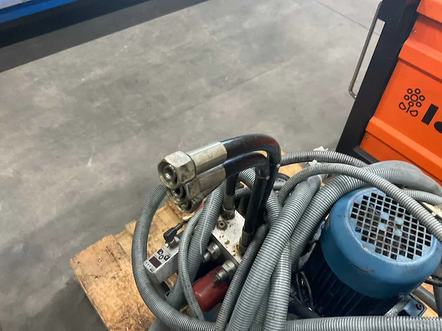 Hydraulisch aggregaat - afbeelding 8 van  10