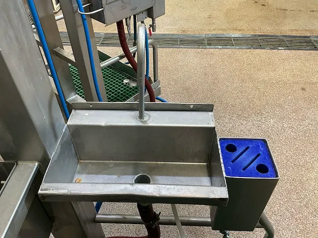 Hydraulisch in hoogte verstelbaar platform (c) - afbeelding 3 van  4