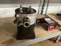 Hydraulisch oliefilterhuis - afbeelding 2 van  3