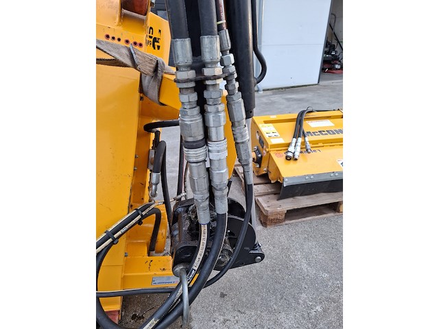 Hydraulische arm met cirkelmaaier en klepelmaaier, mc connel, rm 1250 , 2016 - afbeelding 5 van  26