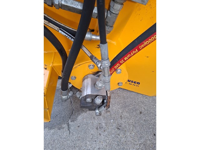 Hydraulische arm met cirkelmaaier en klepelmaaier, mc connel, rm 1250 , 2016 - afbeelding 10 van  26