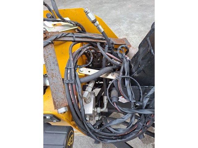 Hydraulische arm met cirkelmaaier en klepelmaaier, mc connel, rm 1250 , 2016 - afbeelding 25 van  26