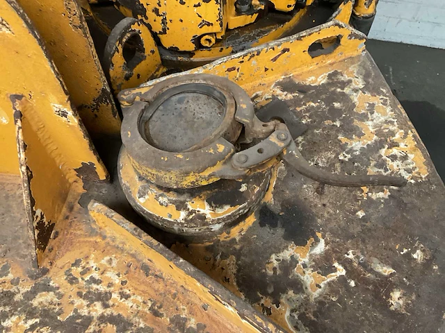Hydraulische boorkop op statief - afbeelding 6 van  8