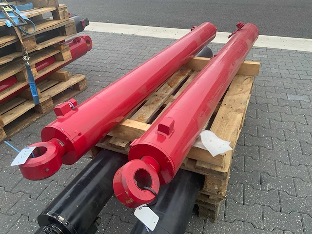Hydraulische cilinder (2x) - afbeelding 2 van  7