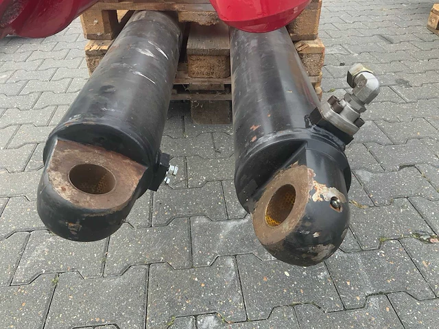 Hydraulische cilinder (2x) - afbeelding 2 van  7