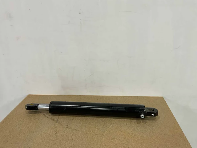 Hydraulische cilinder 88 cm - afbeelding 3 van  8