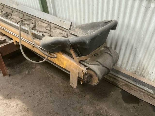 Hydraulische en magnetische transportband - afbeelding 11 van  16