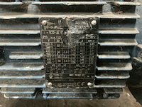 Hydraulische en magnetische transportband - afbeelding 15 van  16