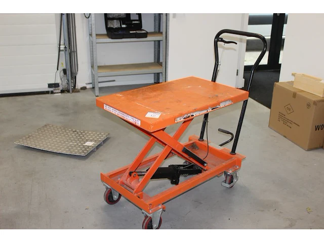Hydraulische heftafel rema holland. maximaal 250 kg. maximale hefhoogte 93 cm. baldafmeting 83 x 50 cm. - afbeelding 1 van  3