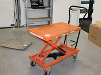 Hydraulische heftafel rema holland. maximaal 250 kg. maximale hefhoogte 93 cm. baldafmeting 83 x 50 cm. - afbeelding 1 van  3