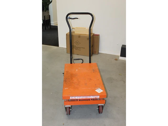 Hydraulische heftafel rema holland. maximaal 250 kg. maximale hefhoogte 93 cm. baldafmeting 83 x 50 cm. - afbeelding 3 van  3