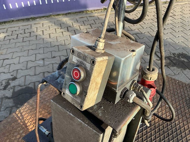 Hydraulische heftafel - afbeelding 4 van  5