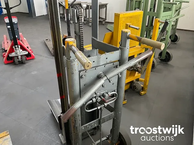 Hydraulische hefwagen - afbeelding 4 van  5