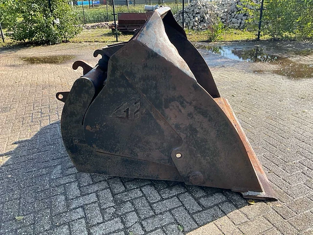 Hydraulische hoogkiepbak - afbeelding 10 van  15
