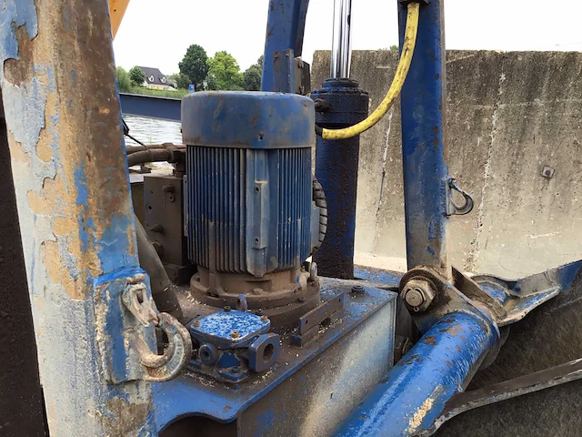 Hydraulische knijpbak - afbeelding 4 van  5