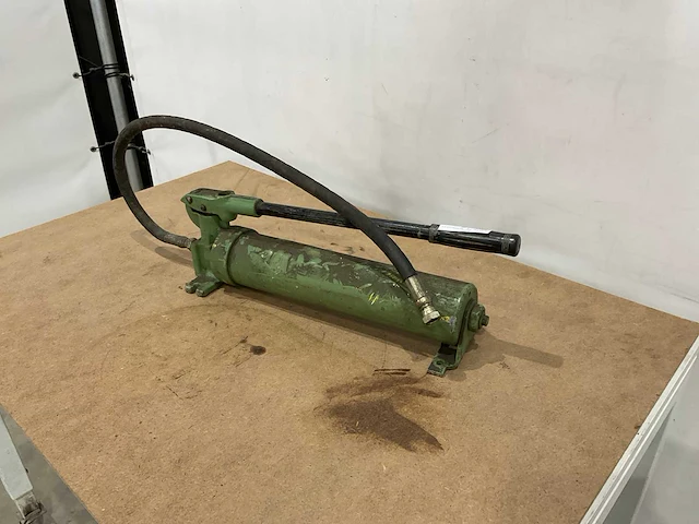 Hydraulische krik en pomp - afbeelding 1 van  5