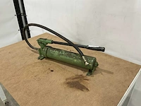 Hydraulische krik en pomp - afbeelding 1 van  5