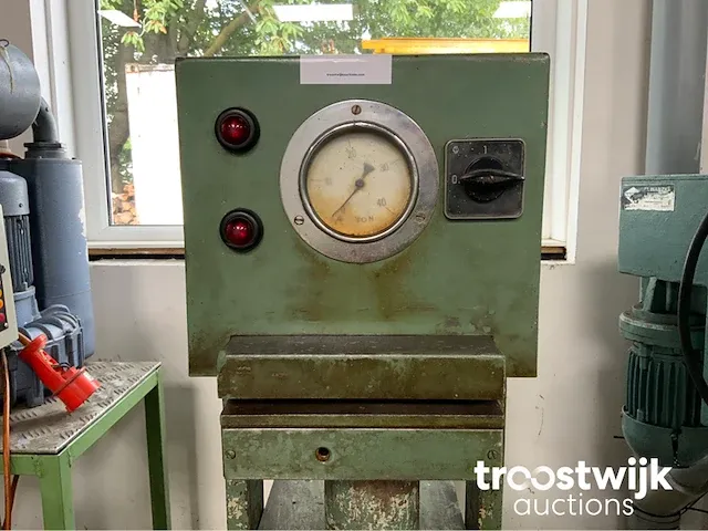 Hydraulische pers - 40t. - afbeelding 4 van  5