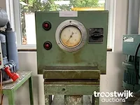 Hydraulische pers - 40t. - afbeelding 4 van  5