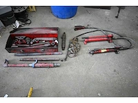 Hydraulische pers inclusief diverse accessoires (2x) - afbeelding 1 van  4