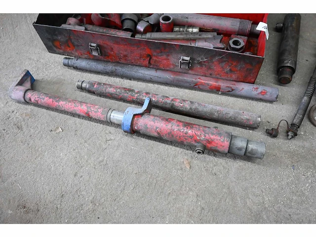 Hydraulische pers inclusief diverse accessoires (2x) - afbeelding 3 van  4