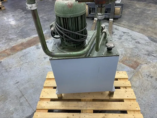 Hydraulische pers - afbeelding 2 van  12