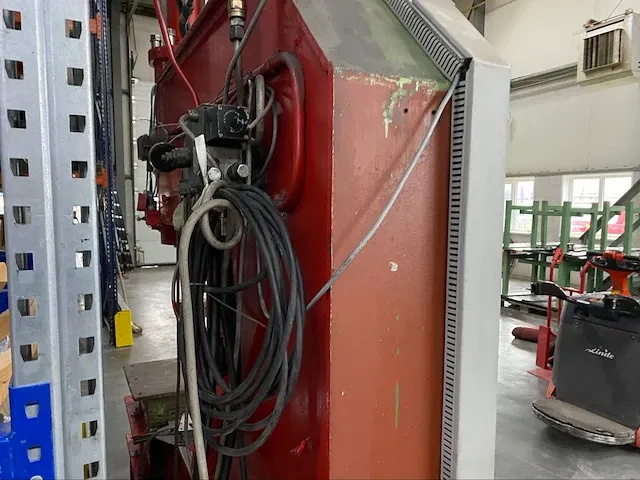 Hydraulische pers - afbeelding 6 van  12