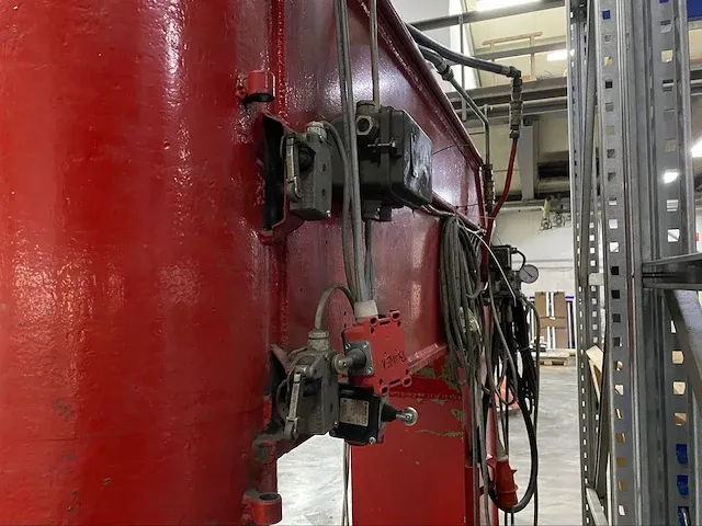 Hydraulische pers - afbeelding 7 van  12