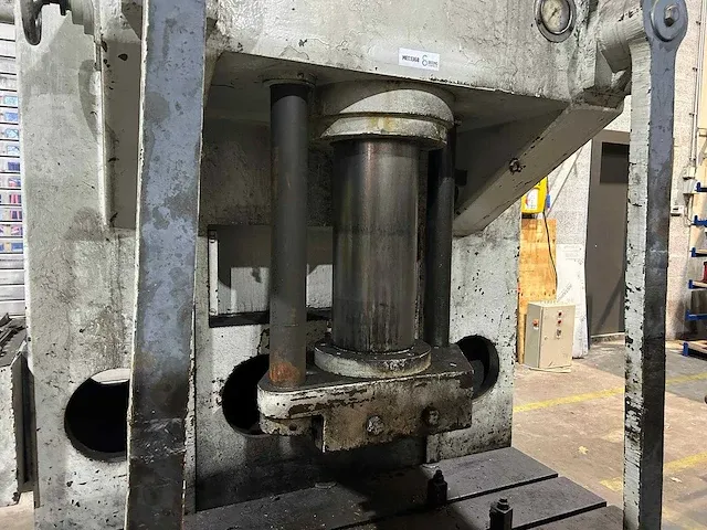 Hydraulische pers - afbeelding 7 van  7