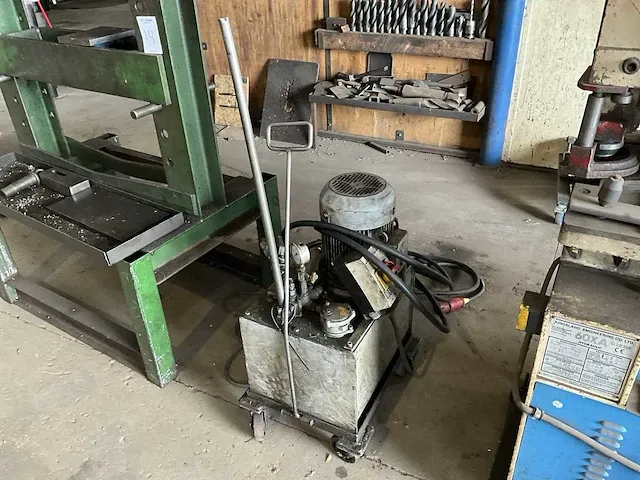 Hydraulische pers - afbeelding 6 van  9