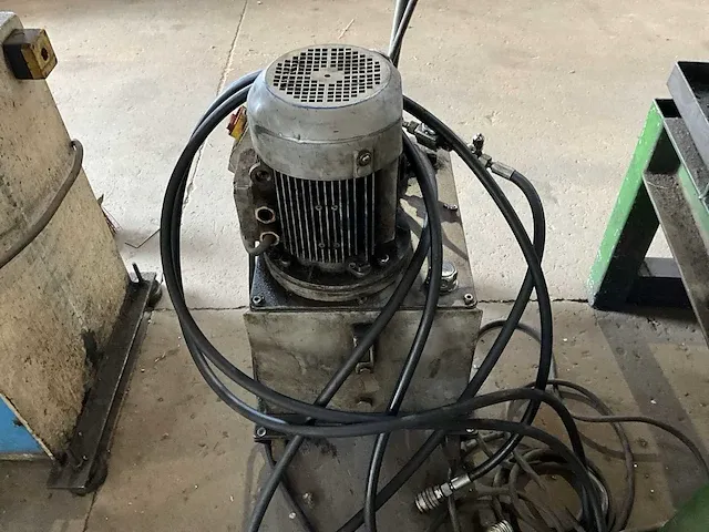 Hydraulische pers - afbeelding 8 van  9