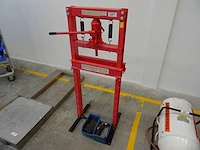 Hydraulische pers - afbeelding 1 van  4